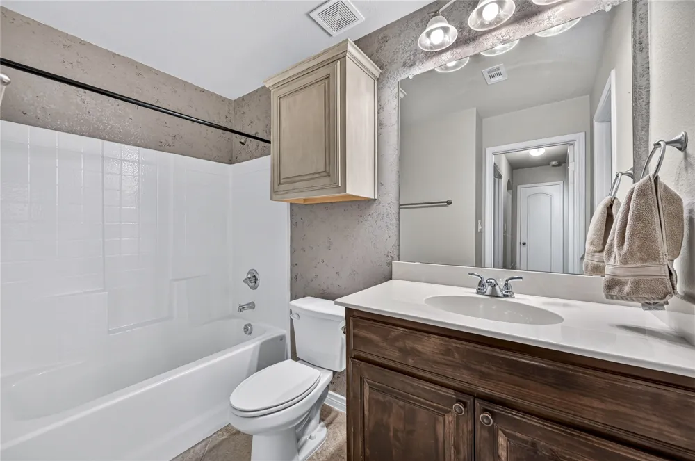 116 Wilson Cliff Drive White Settlement, TX 76108