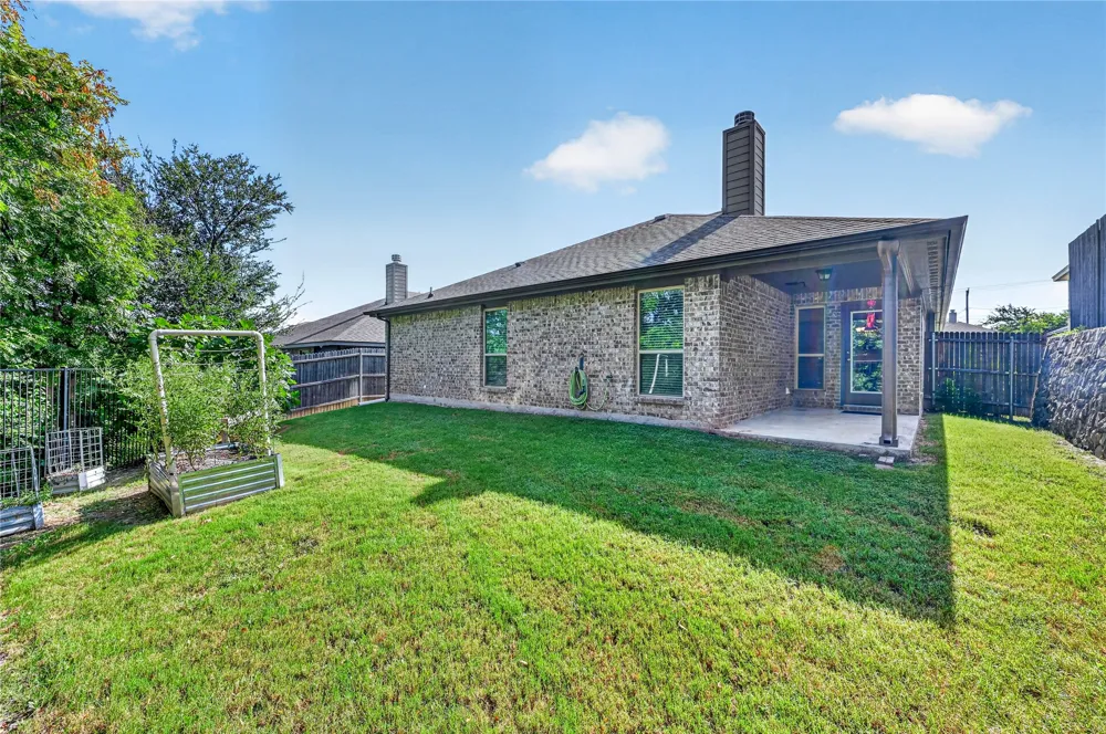 116 Wilson Cliff Drive White Settlement, TX 76108