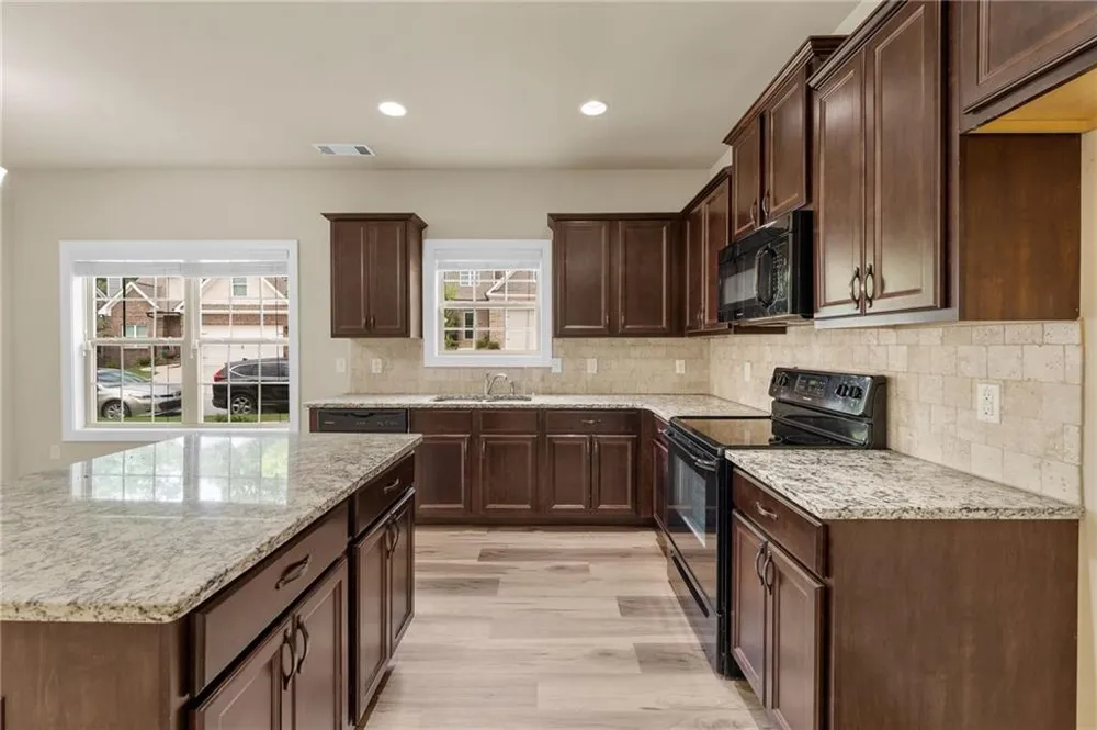 800 Ansbeth Way Athens, GA 30606