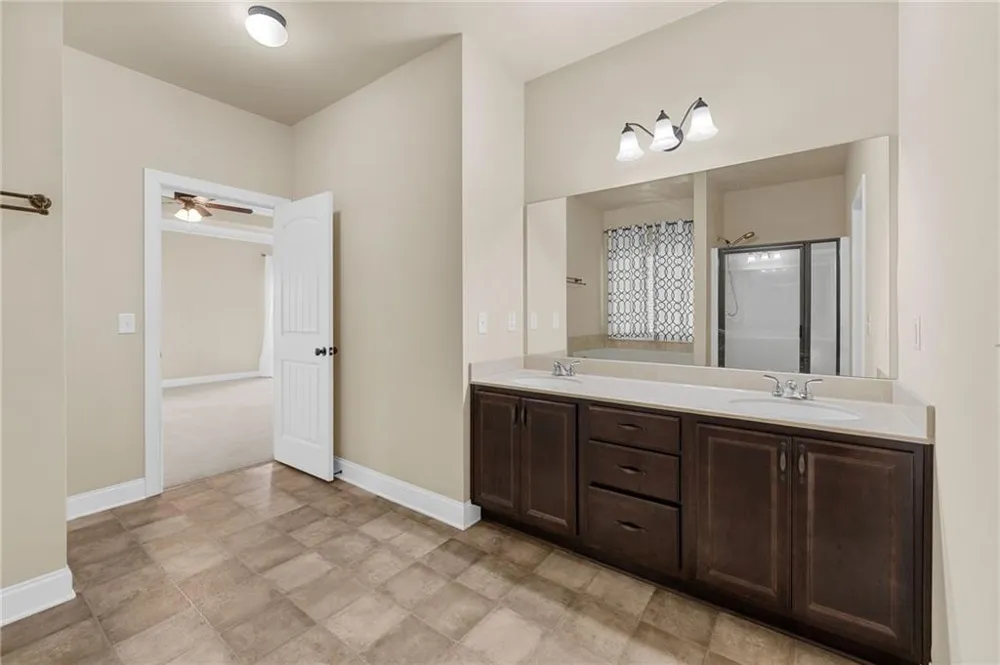 800 Ansbeth Way Athens, GA 30606