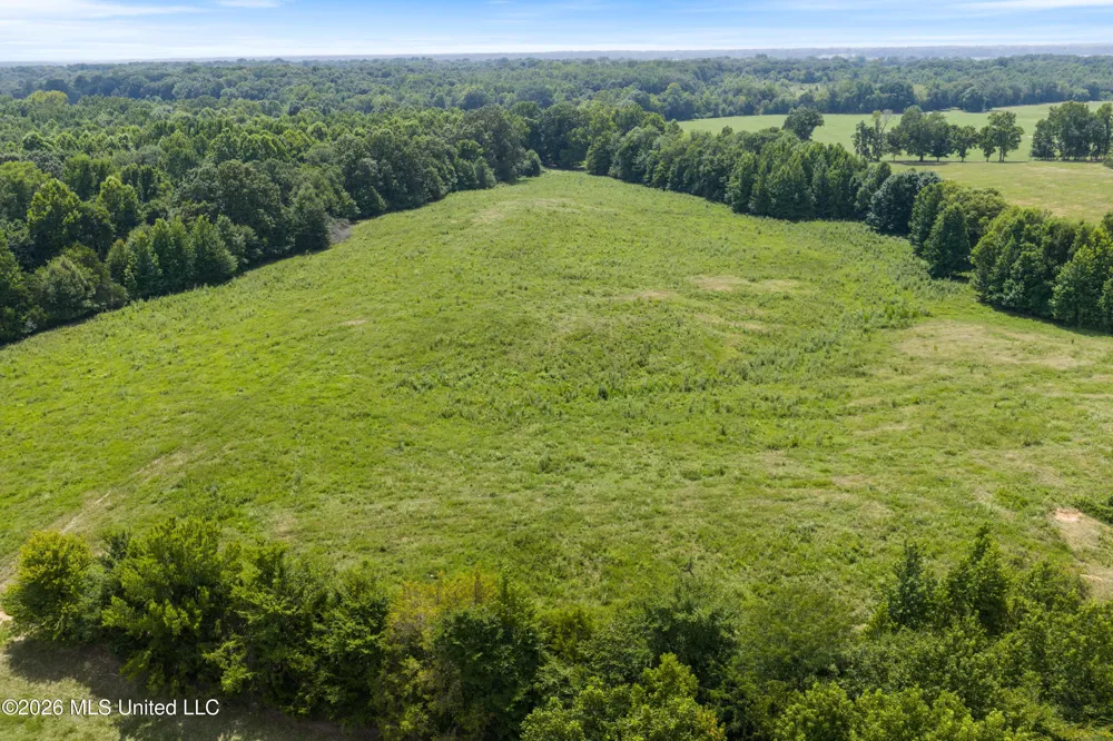 1000 Woolfolk Road Senatobia, MS 38668