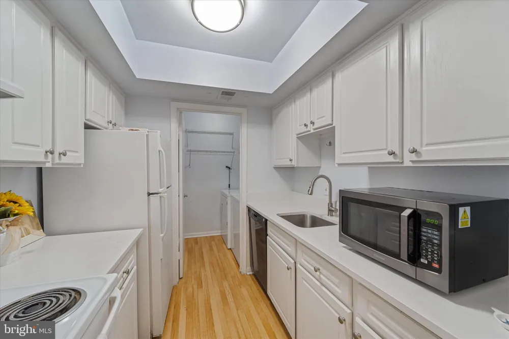 18334 STREAMSIDE DRIVE #303 Gaithersburg, MD 20879