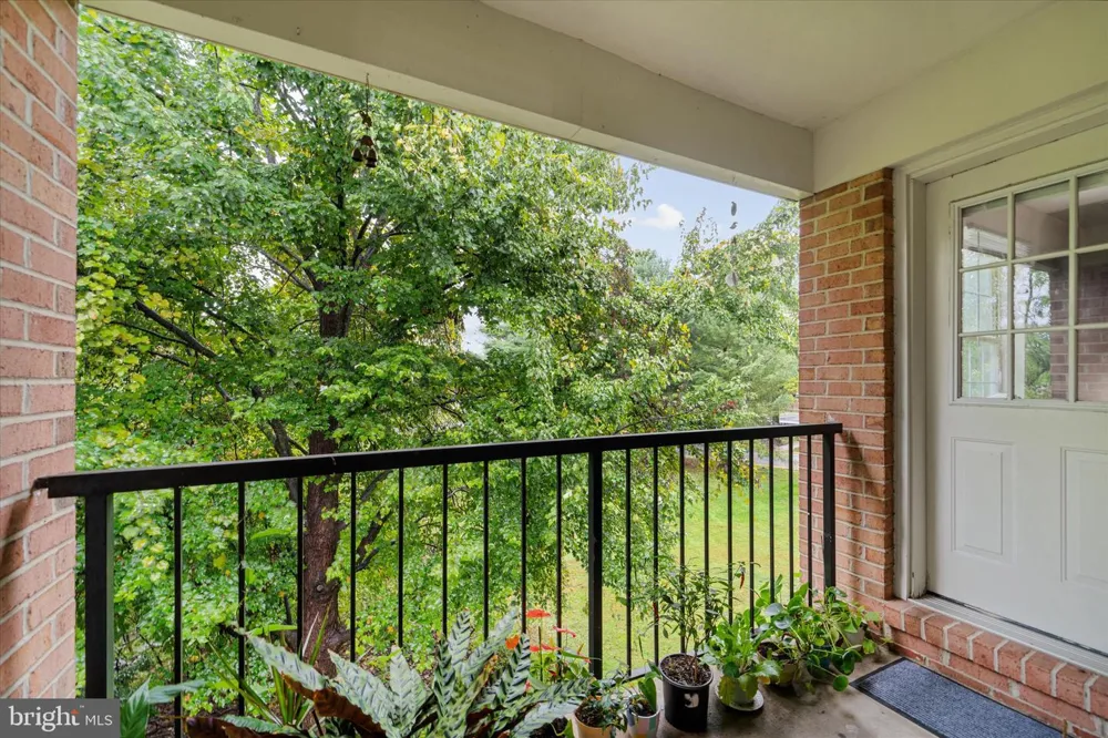 18334 STREAMSIDE DRIVE #303 Gaithersburg, MD 20879