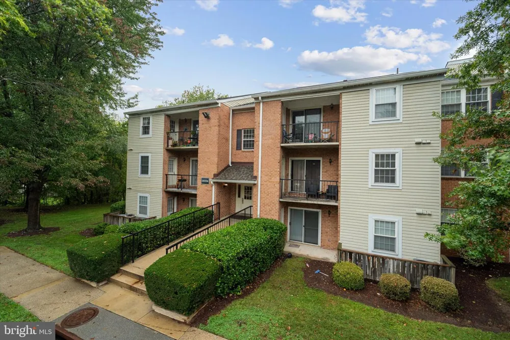 18334 STREAMSIDE DRIVE #303 Gaithersburg, MD 20879