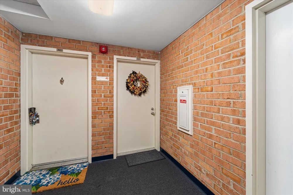 18334 STREAMSIDE DRIVE #303 Gaithersburg, MD 20879
