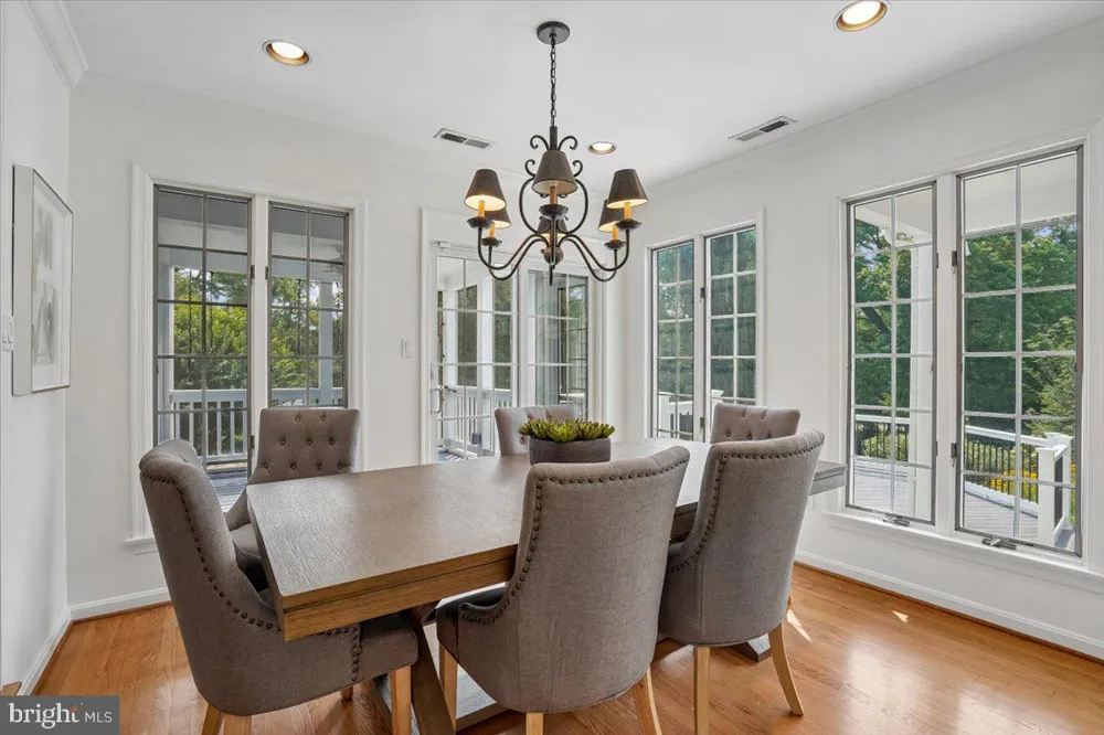 911 RAIL COURT Mclean, VA 22102