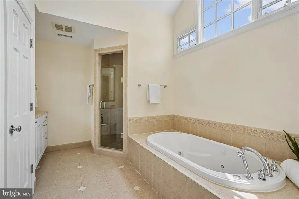 911 RAIL COURT Mclean, VA 22102