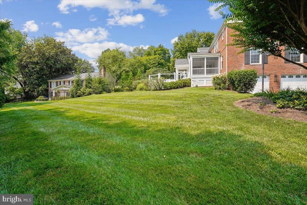 911 RAIL COURT Mclean, VA 22102
