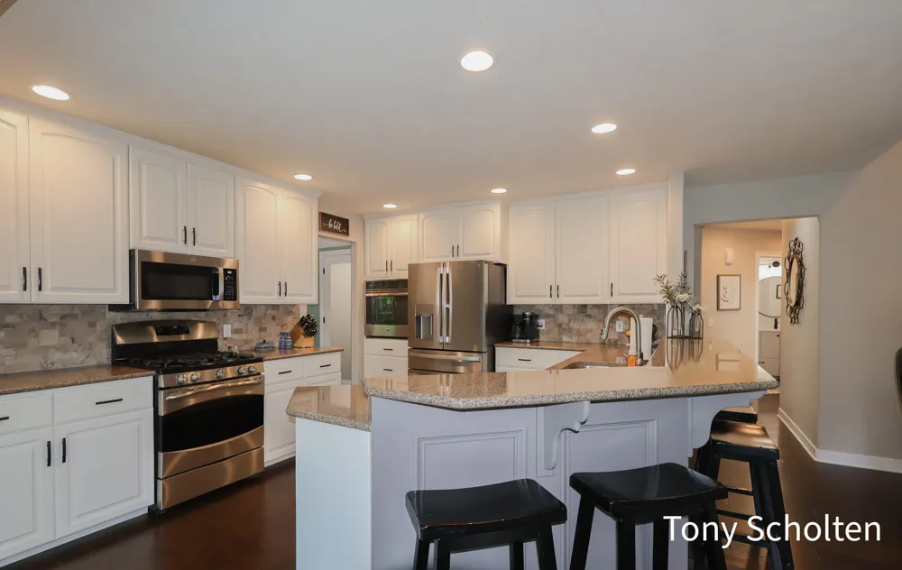 6054 Summerhill Drive Hudsonville, MI 49426