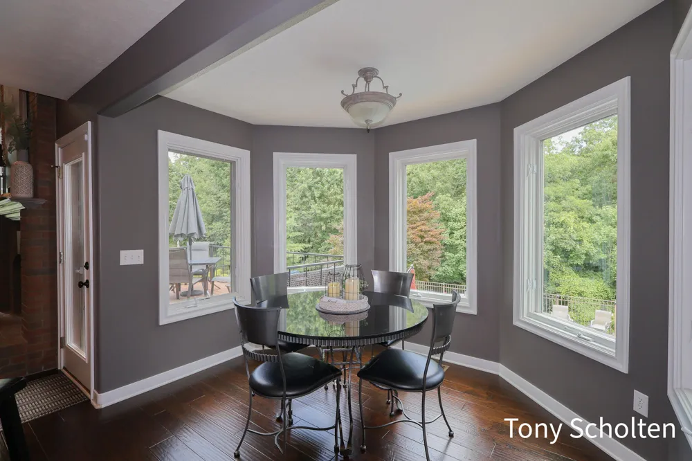 6054 Summerhill Drive Hudsonville, MI 49426