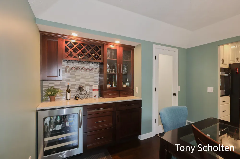 6054 Summerhill Drive Hudsonville, MI 49426
