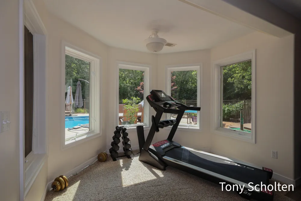 6054 Summerhill Drive Hudsonville, MI 49426