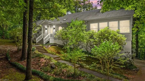 2725 Stable Hill Trail