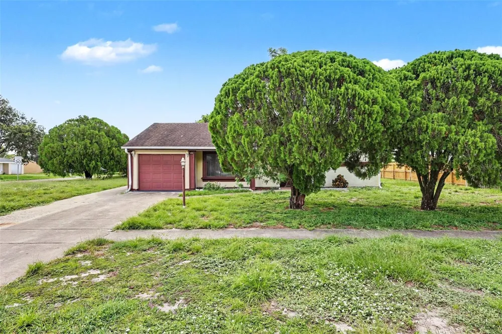 997 MARIPOSA DRIVE NE Palm Bay, FL 32905