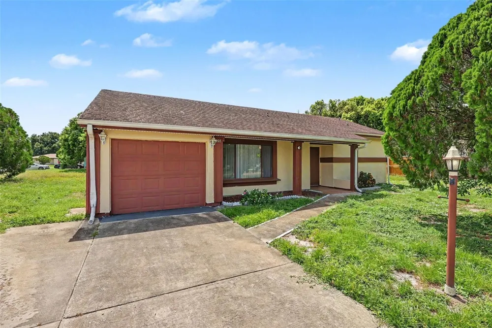 997 MARIPOSA DRIVE NE Palm Bay, FL 32905