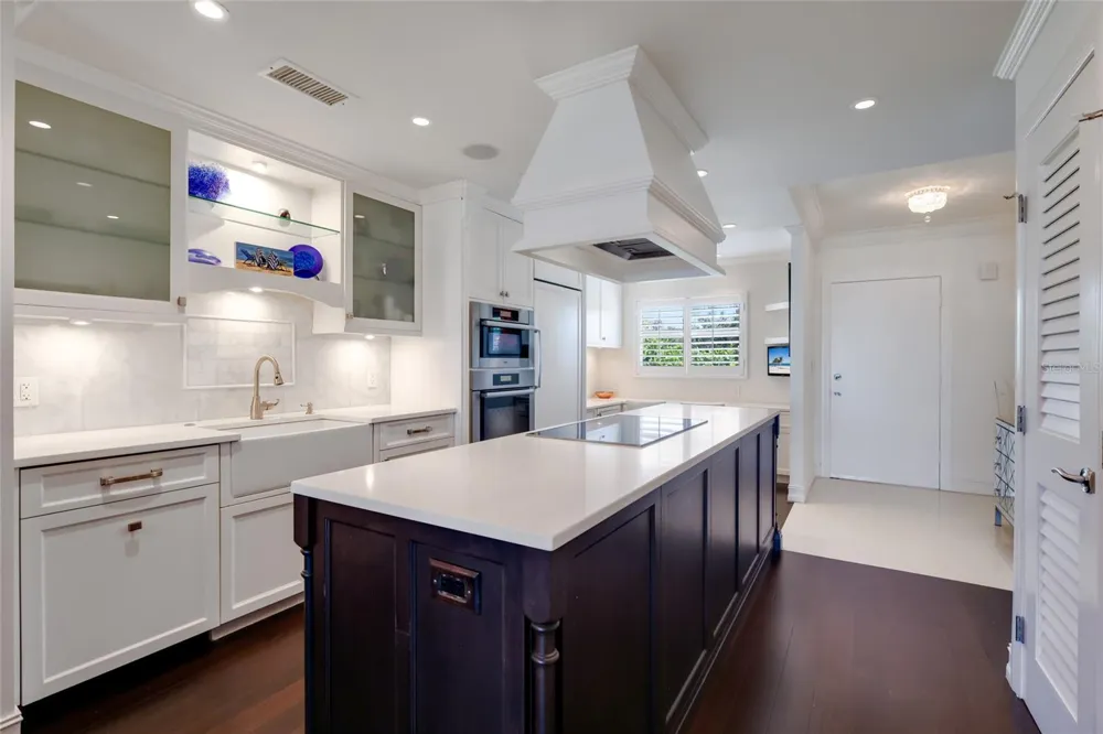 7001 GULF OF MEXICO DRIVE #24 Longboat Key, FL 34228
