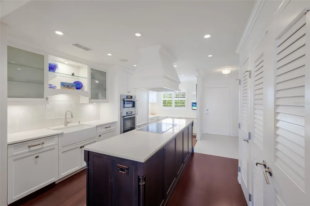 7001 GULF OF MEXICO DRIVE #24 Longboat Key, FL 34228