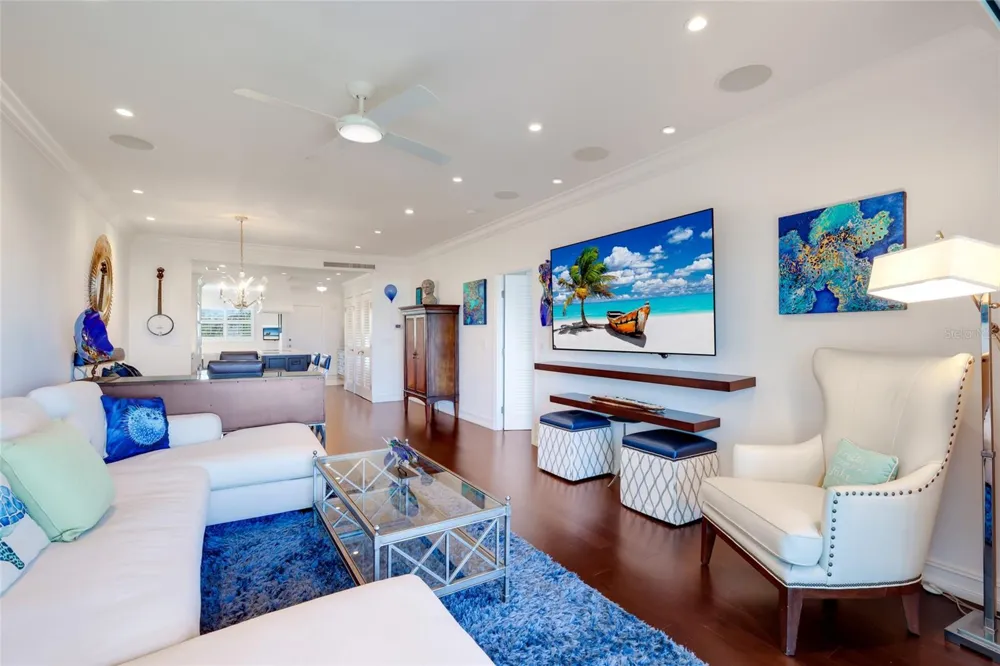 7001 GULF OF MEXICO DRIVE #24 Longboat Key, FL 34228
