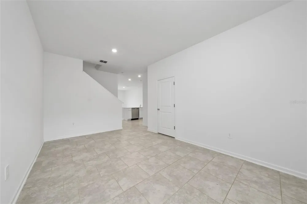 3295 LAURENT LOOP Davenport, FL 33837