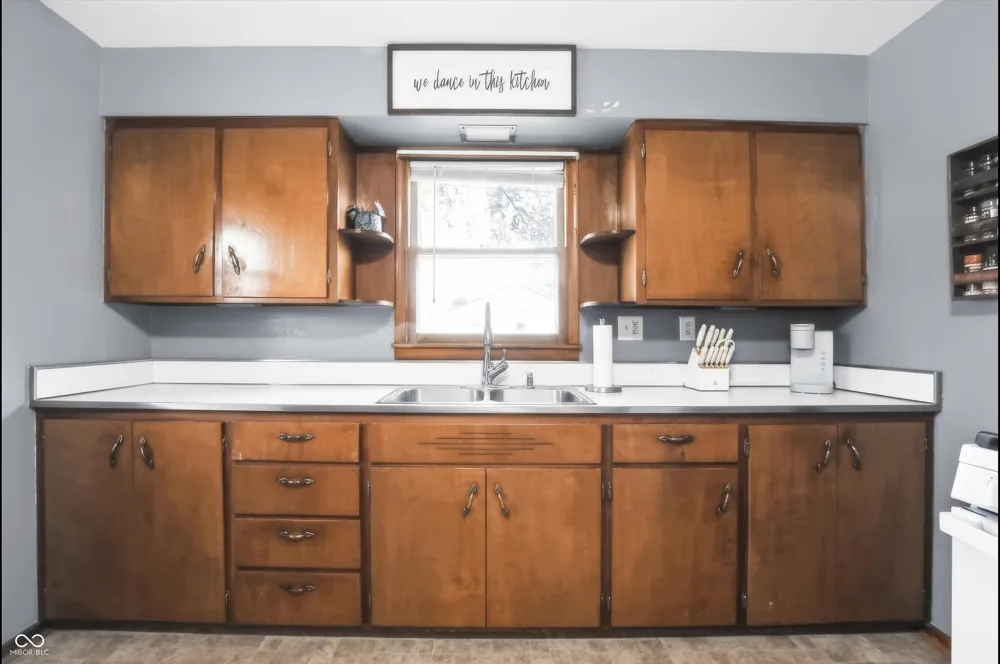 890 E Gray Street Martinsville, IN 46151