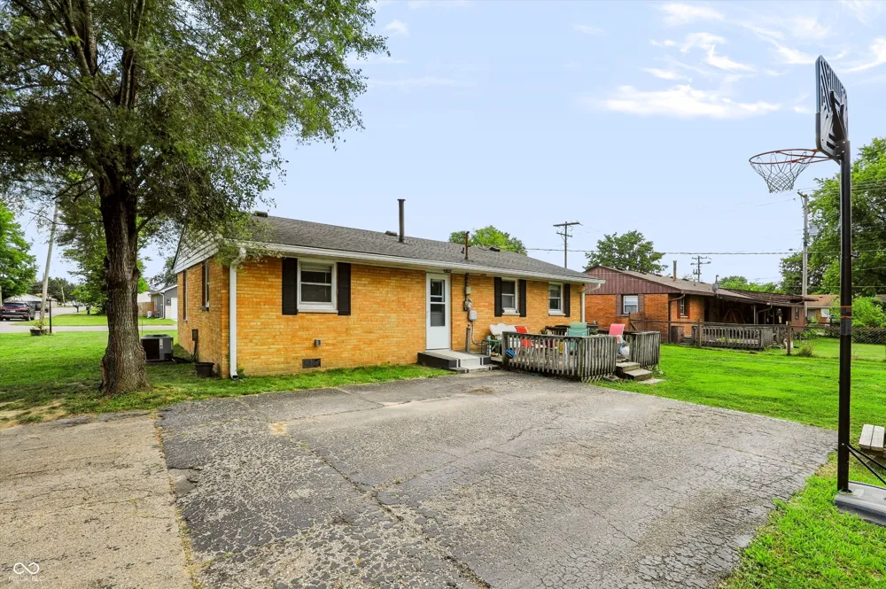 890 E Gray Street Martinsville, IN 46151