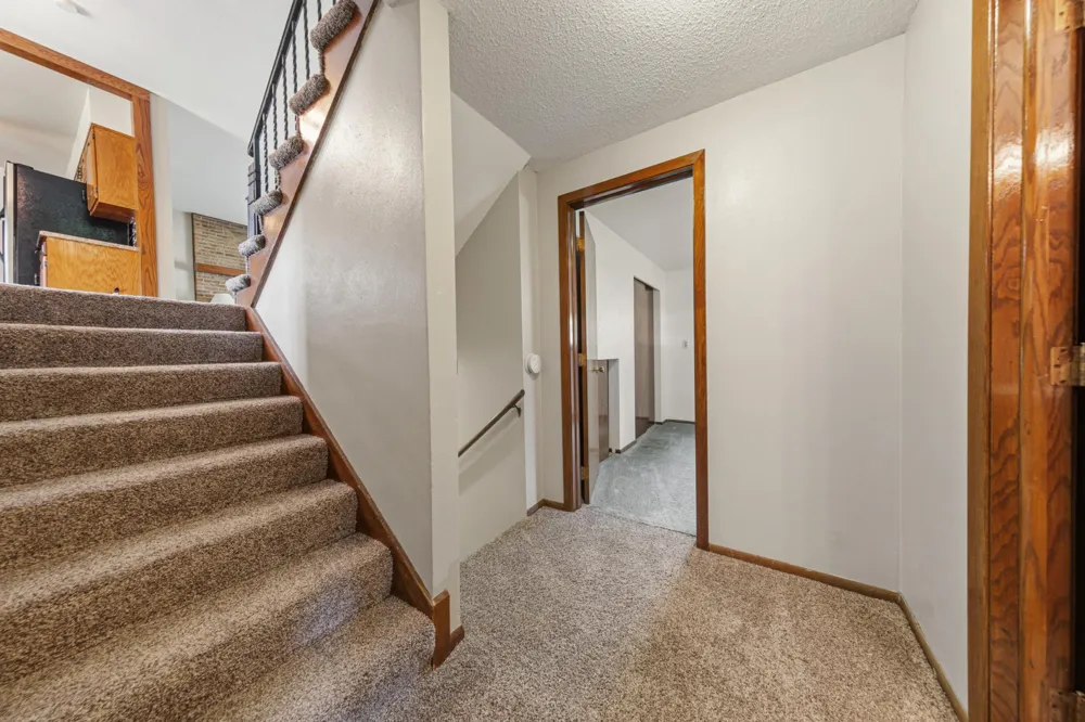 470 16th Street NE Owatonna, MN 55060
