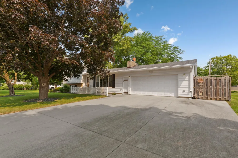 470 16th Street NE Owatonna, MN 55060