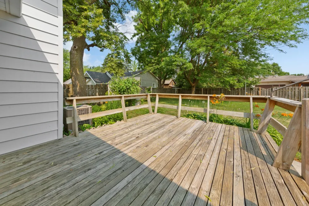 470 16th Street NE Owatonna, MN 55060