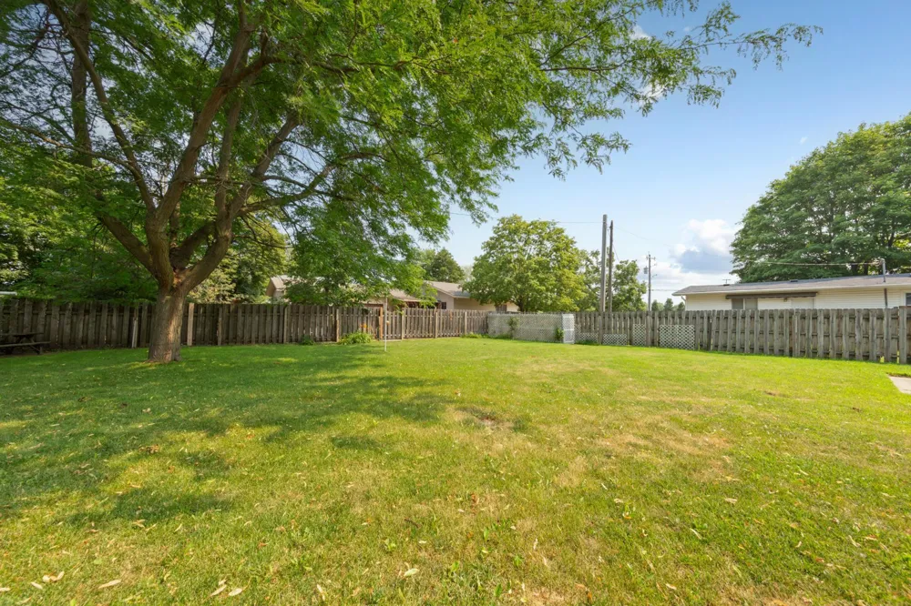 470 16th Street NE Owatonna, MN 55060