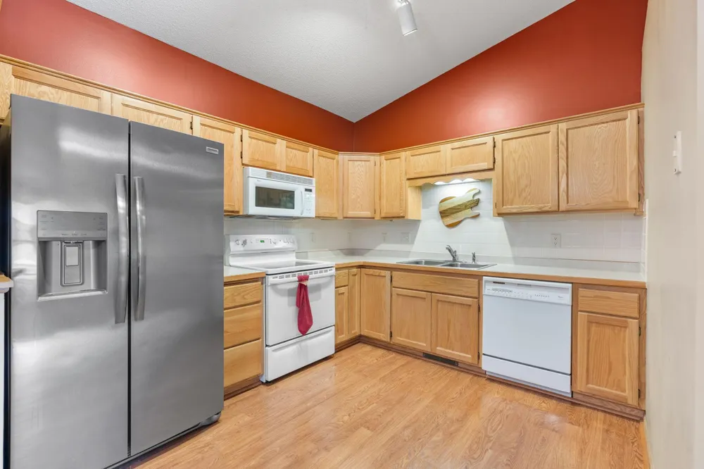 8337 Parkview Avenue NE Otsego, MN 55330