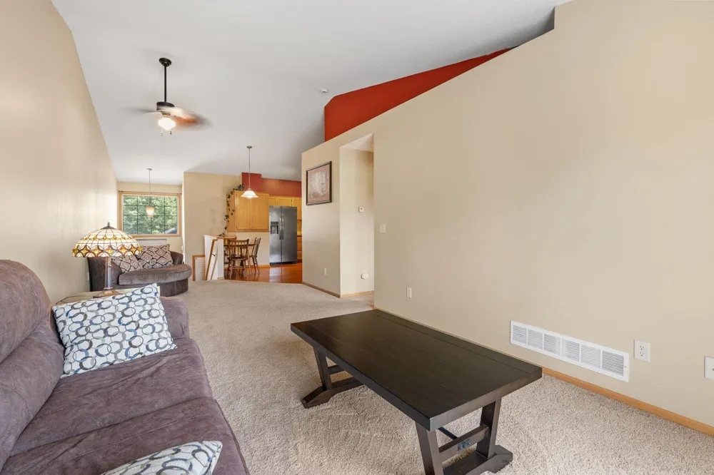 8337 Parkview Avenue NE Otsego, MN 55330
