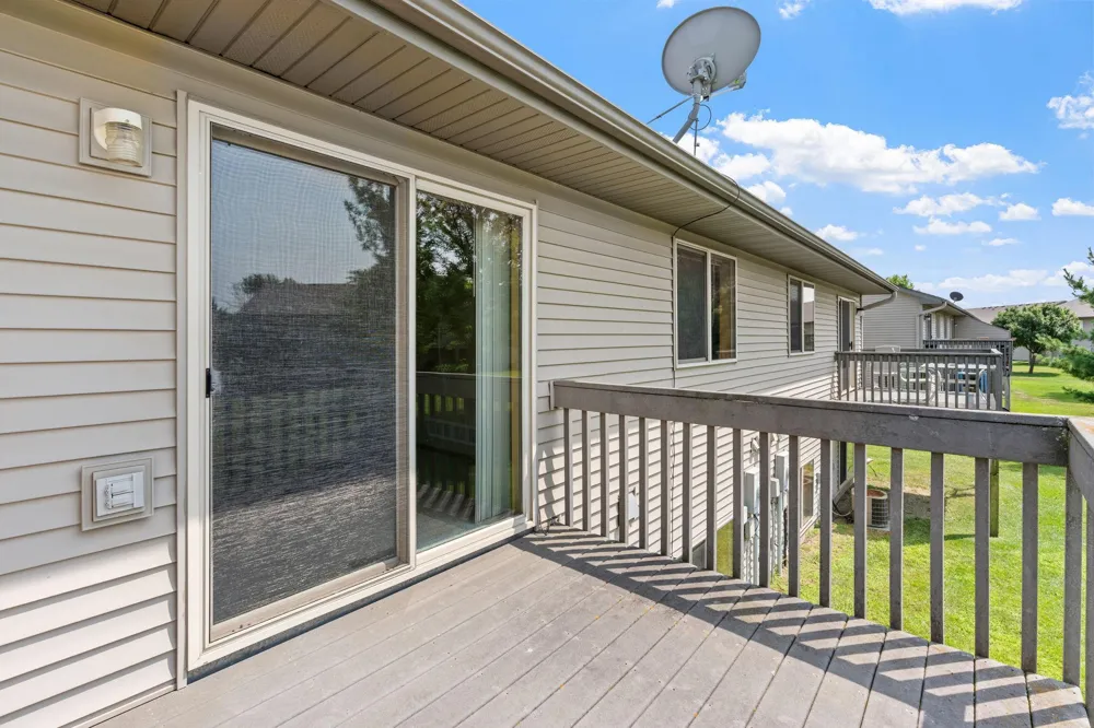 8337 Parkview Avenue NE Otsego, MN 55330
