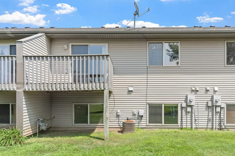 8337 Parkview Avenue NE Otsego, MN 55330