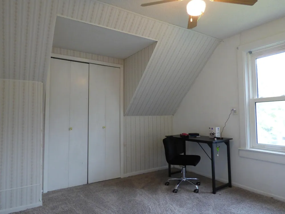 2 S Maple Avenue Le Center, MN 56057
