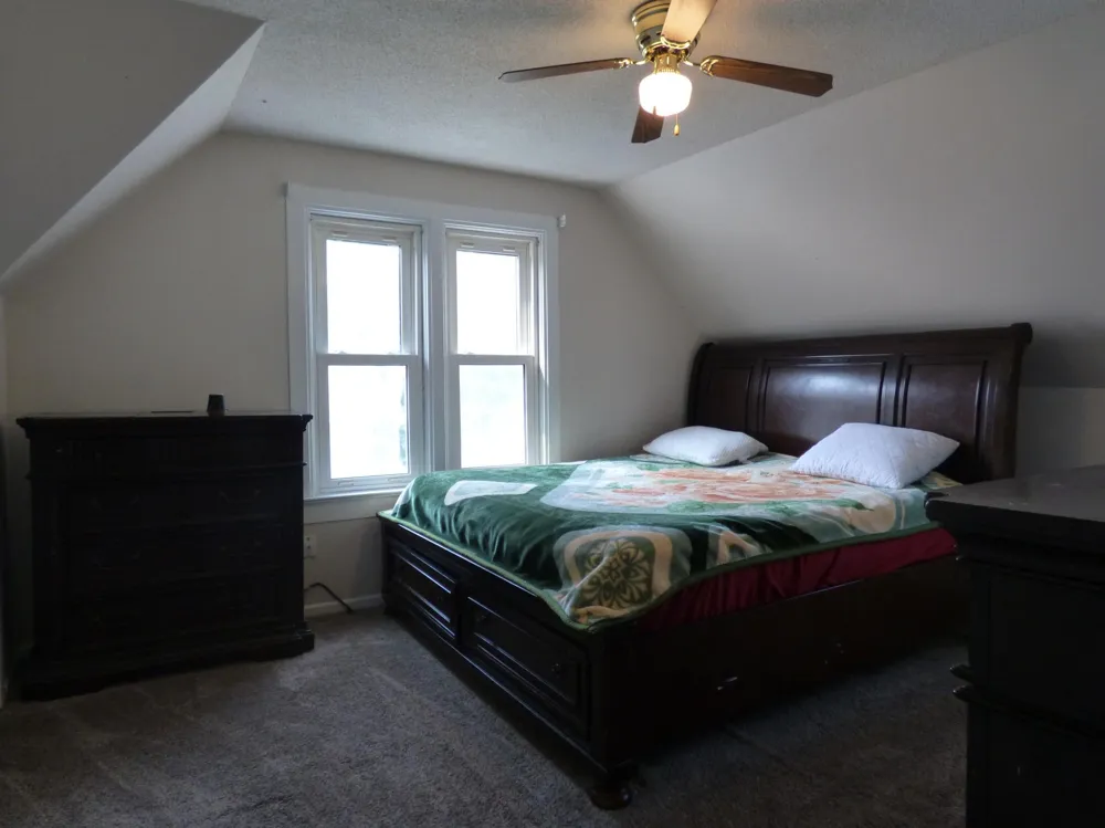 2 S Maple Avenue Le Center, MN 56057