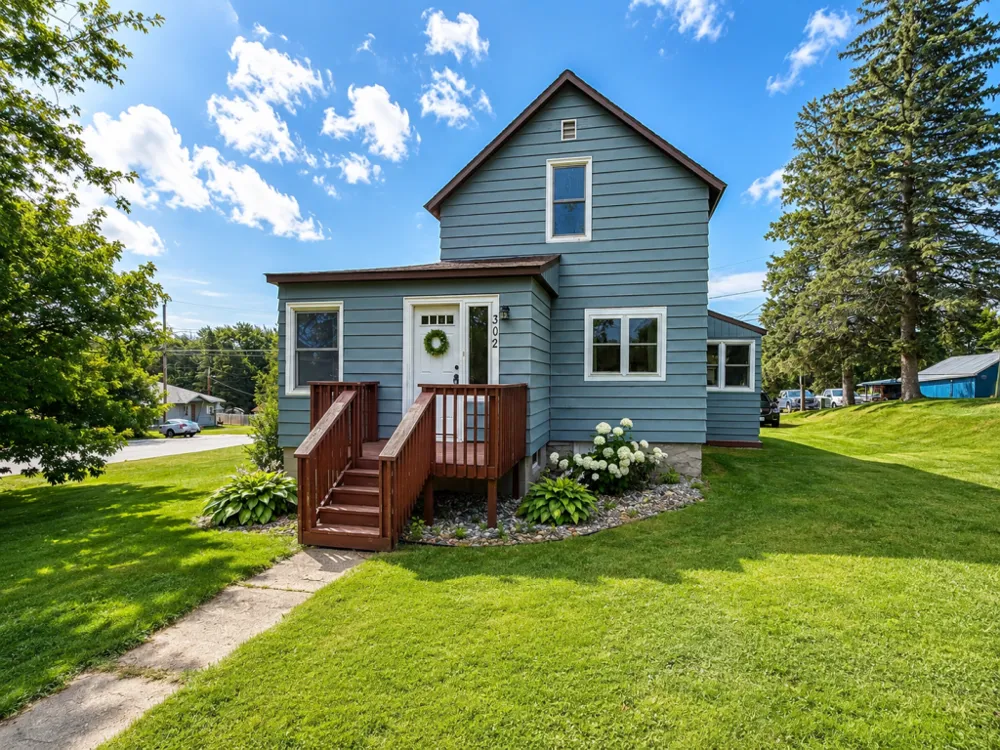 302 Mitchell Street Coleraine, MN 55722
