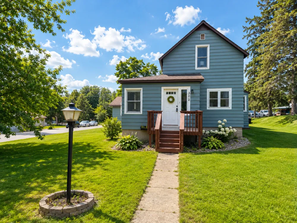 302 Mitchell Street Coleraine, MN 55722