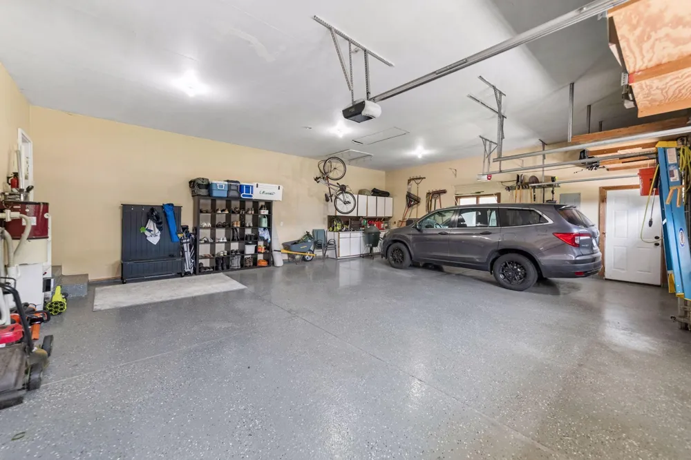 8754 Ridge Ponds Court Victoria, MN 55386
