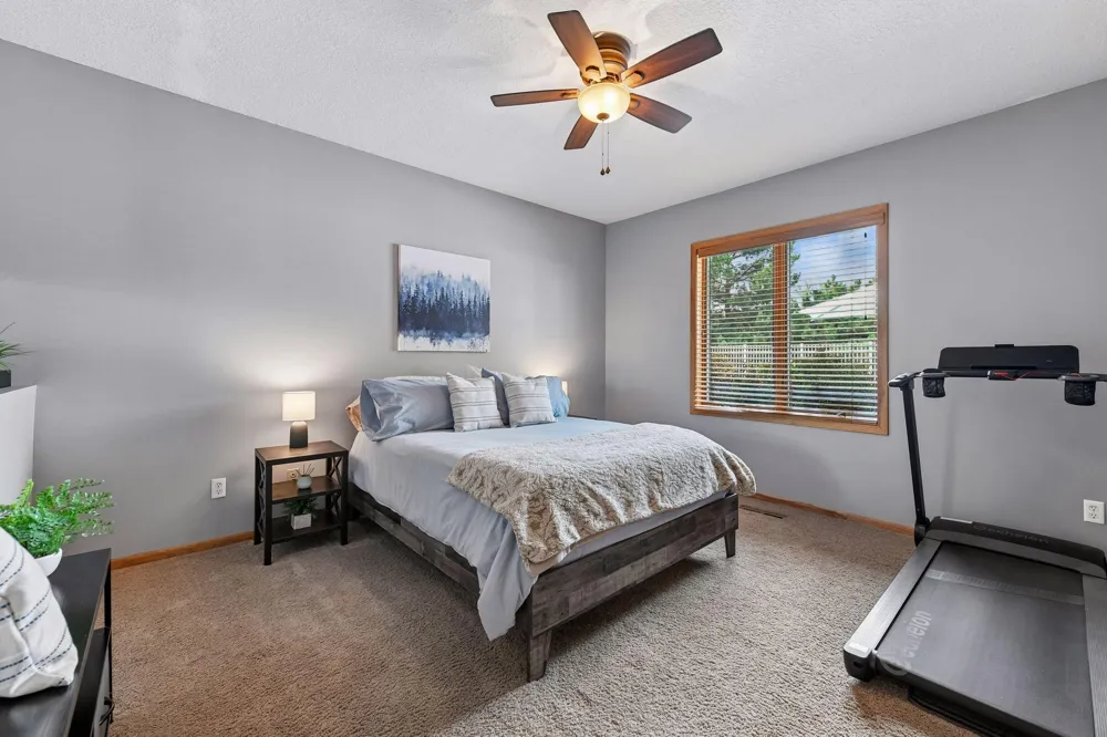 8754 Ridge Ponds Court Victoria, MN 55386