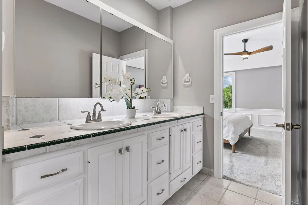 8754 Ridge Ponds Court Victoria, MN 55386