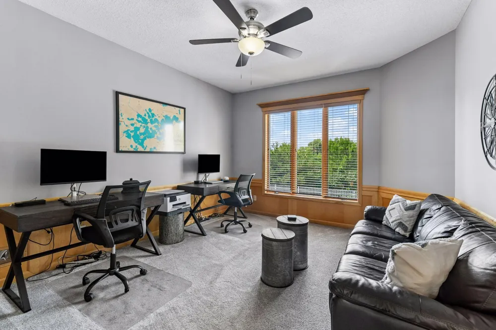 8754 Ridge Ponds Court Victoria, MN 55386