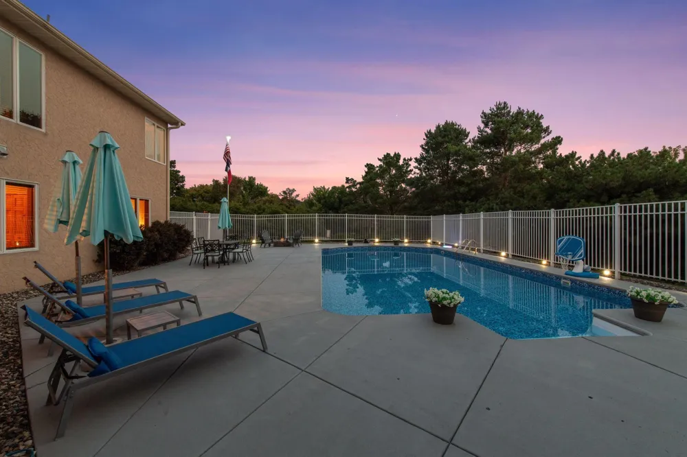 8754 Ridge Ponds Court Victoria, MN 55386