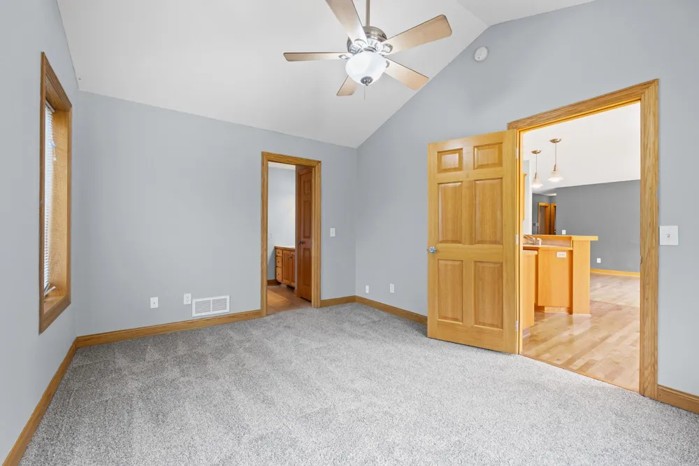 5109 382nd Drive North Branch, MN 55056