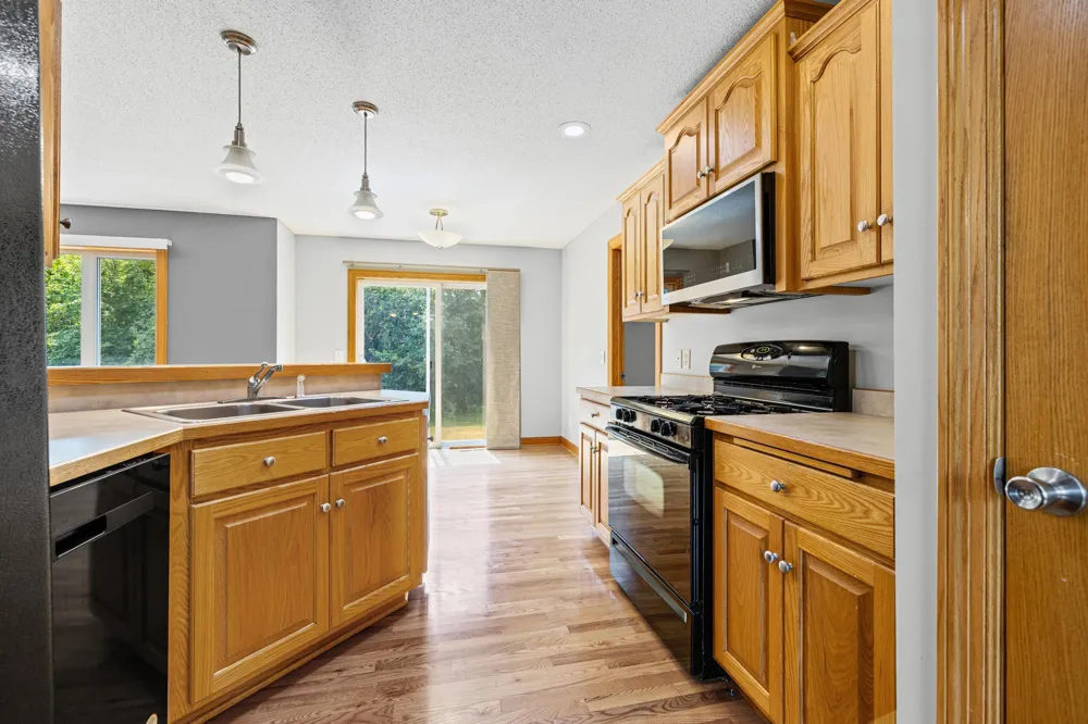 5109 382nd Drive North Branch, MN 55056