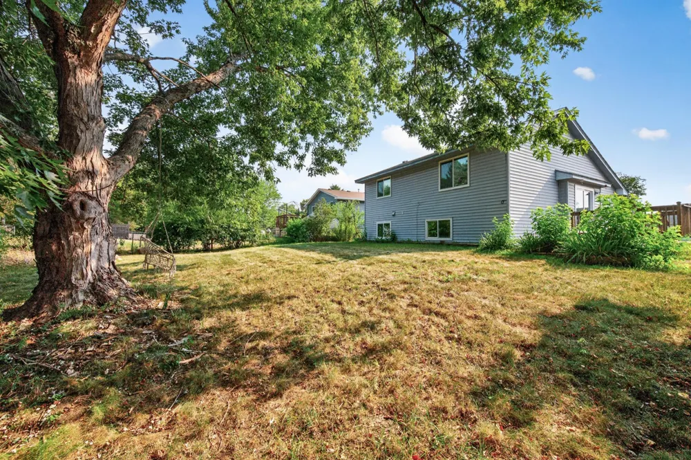 11533 Yukon Avenue Champlin, MN 55316