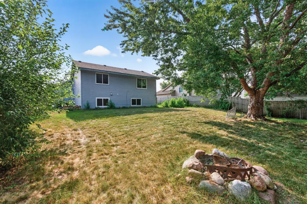 11533 Yukon Avenue Champlin, MN 55316