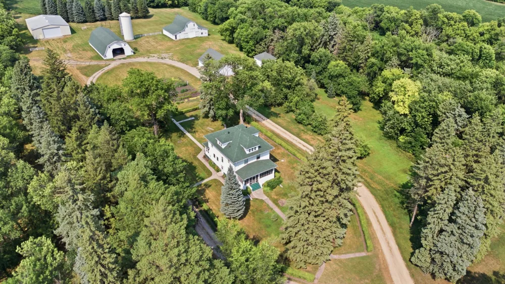 7768 10 Highway Glyndon, MN 56547