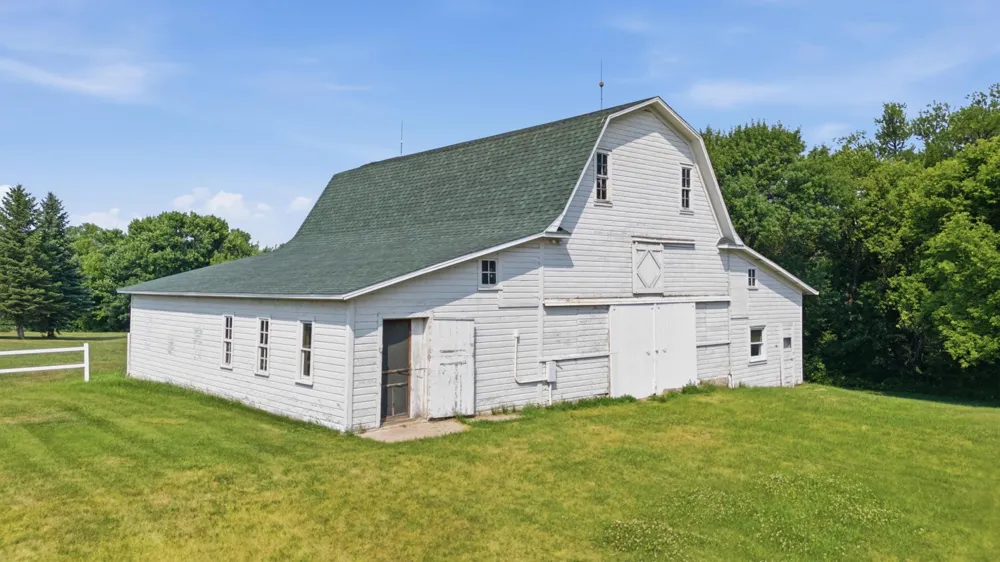 7768 10 Highway Glyndon, MN 56547