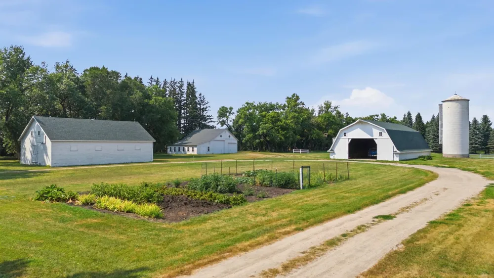 7768 10 Highway Glyndon, MN 56547