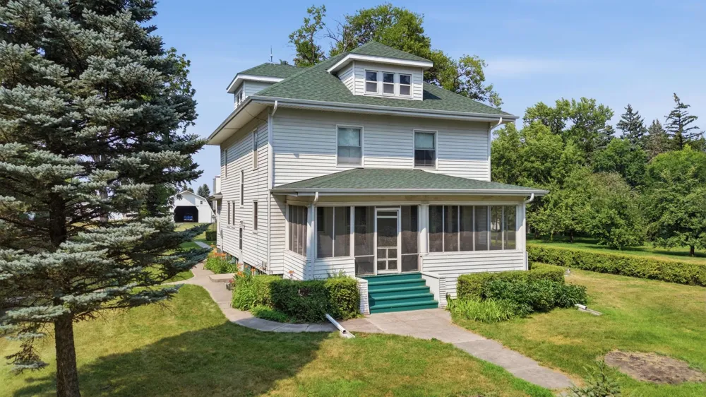 7768 10 Highway Glyndon, MN 56547